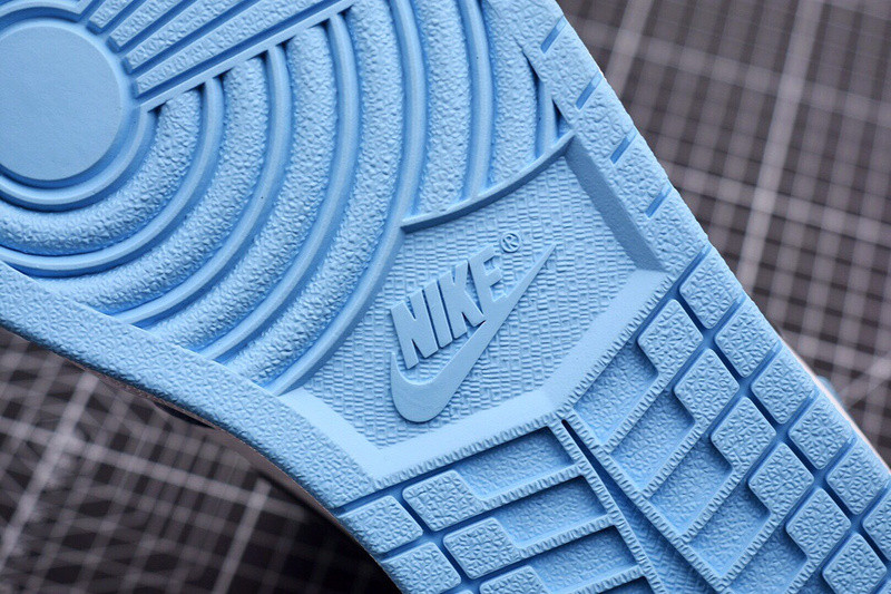 AIR JORDAN 1 UNC PATENT LEATHER CD0461-401