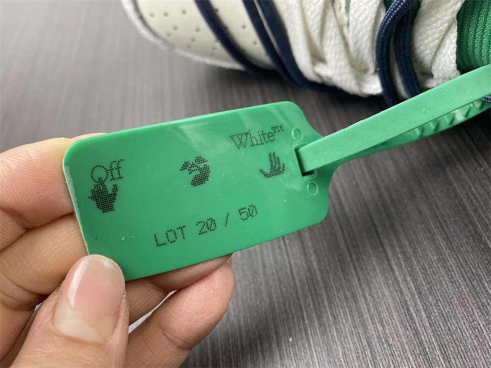 NIKE DUNK LOW OW LOT 20 OF 50 DJ0950-115