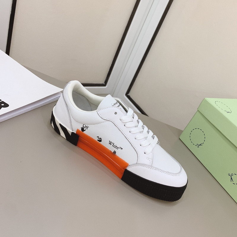 Off-White c/o Virgil Abloh