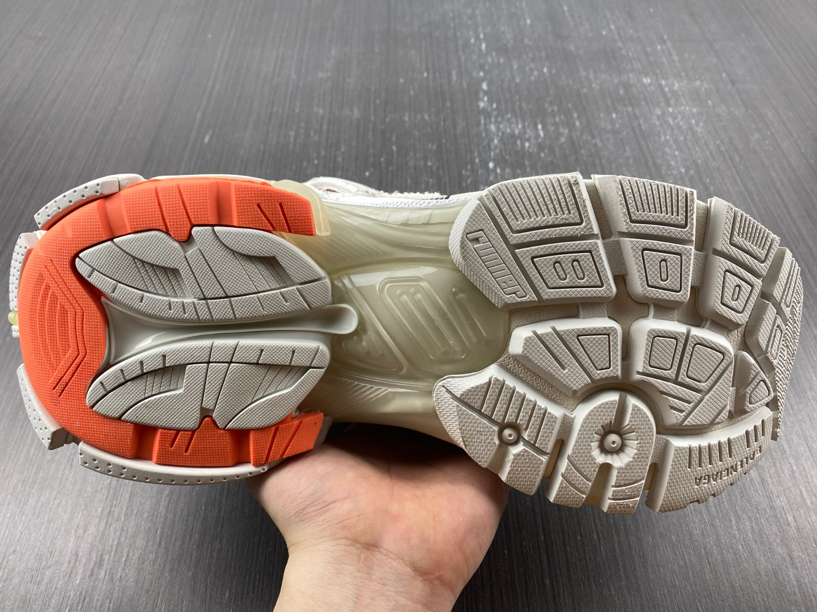 Ba*len*cia*ga runner 677403 w1rb2 2115