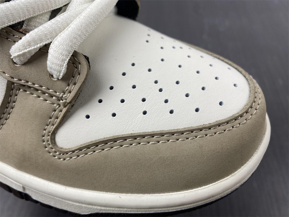 Otomo Katsuhiro x Nike SB Dunk Low Steamboy OST Dark Red Blue LF0039-005