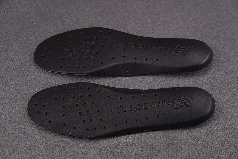 New Balance 2002R Protection Pack Light Arctic Grey Purple M2002RDI