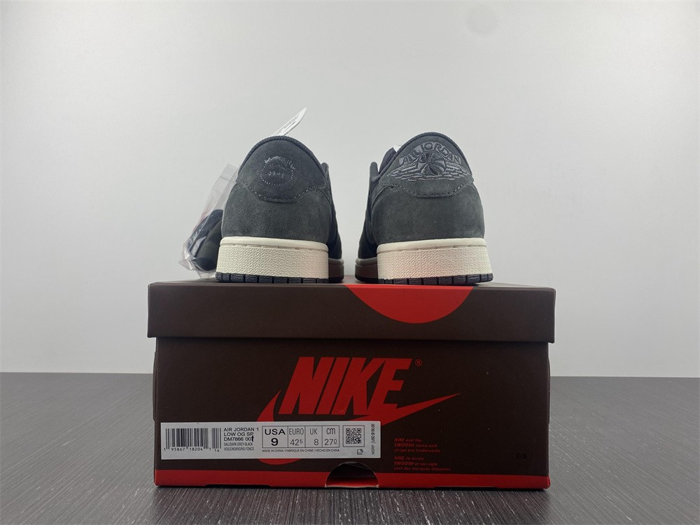 Travis Scott x Air Jordan 1 Low OG DM7866-001