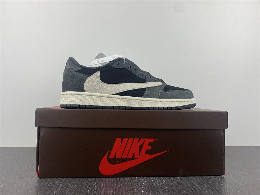 Travis Scott x Air Jordan 1 Low OG DM7866-001