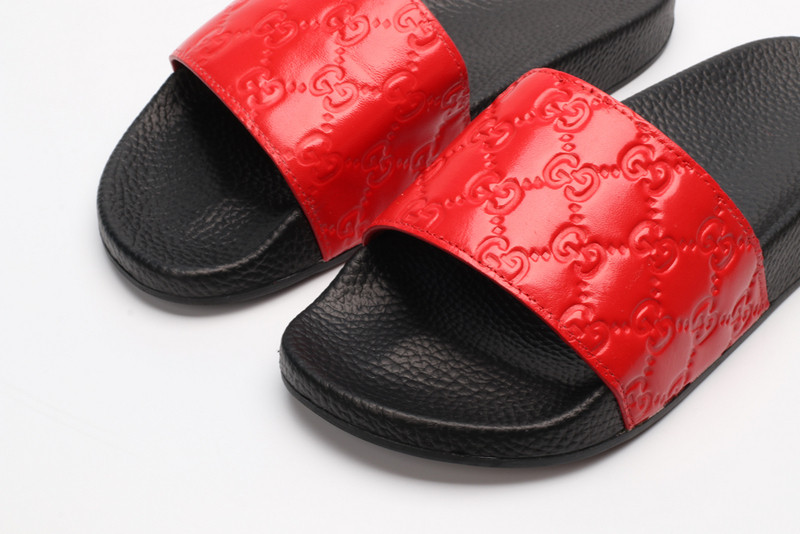 GUC LEATHER SLIDE