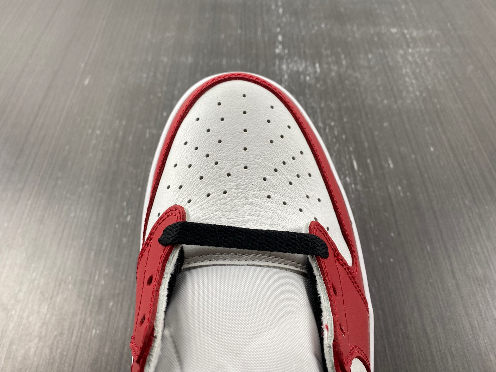 Jordan 1 Retro Low Chicago (2016) 705329-600