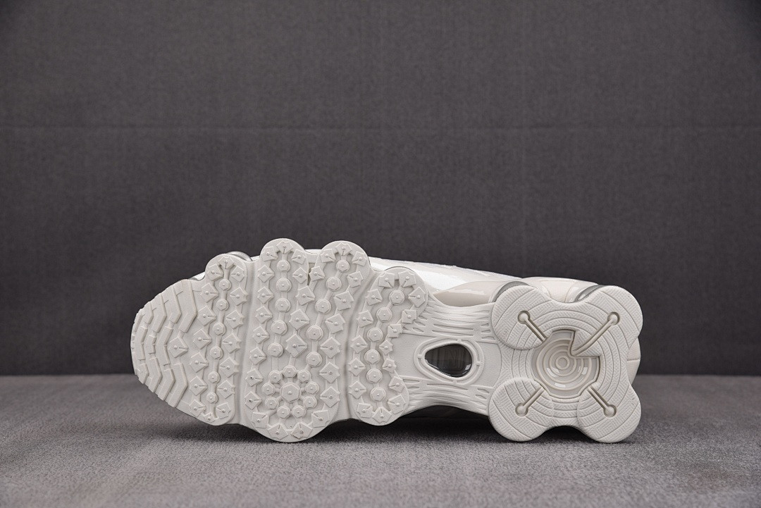 Nike Shox TL "Sail" | AR3566-103