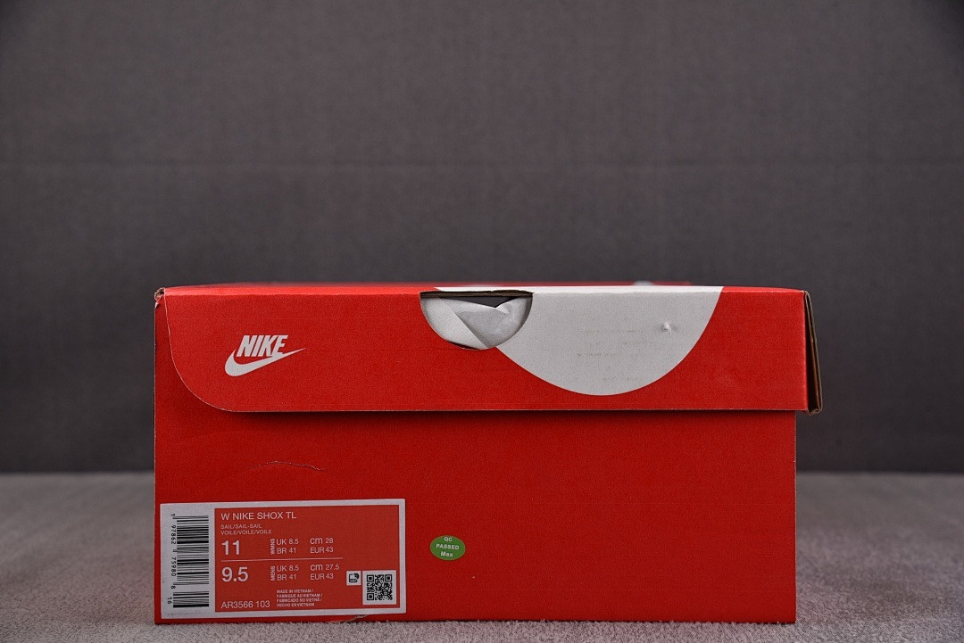 Nike Shox TL "Sail" | AR3566-103
