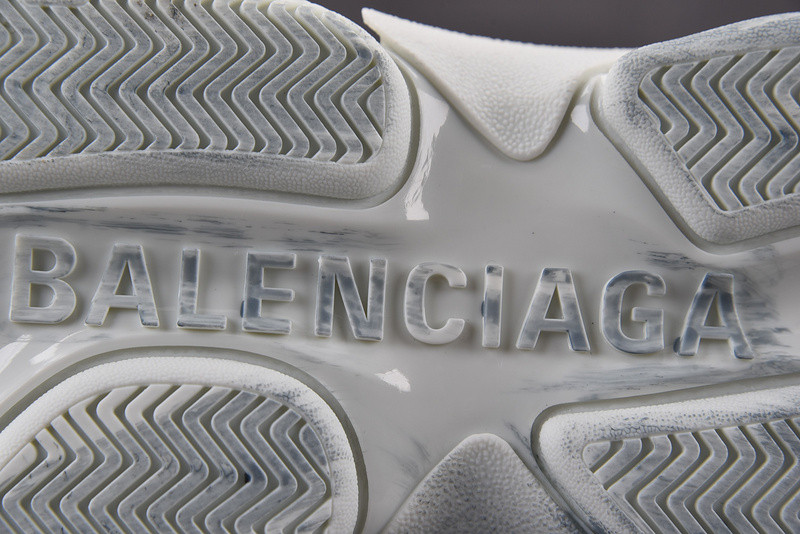 Ba*len*cia*ga triple s 734954 w2fb2 1001