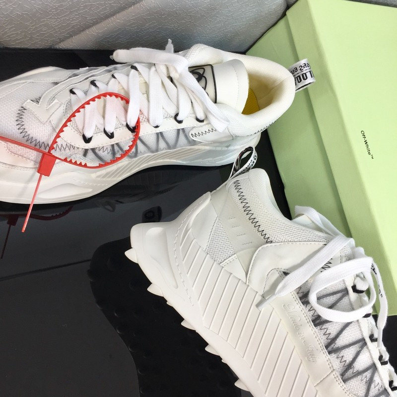 OW C/O ODSY-1000 SPORTS SHOES