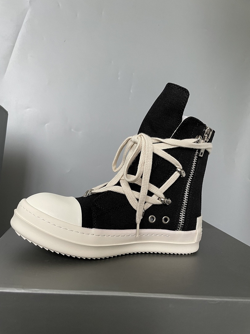 RICK 0WENS SNEAKERS
