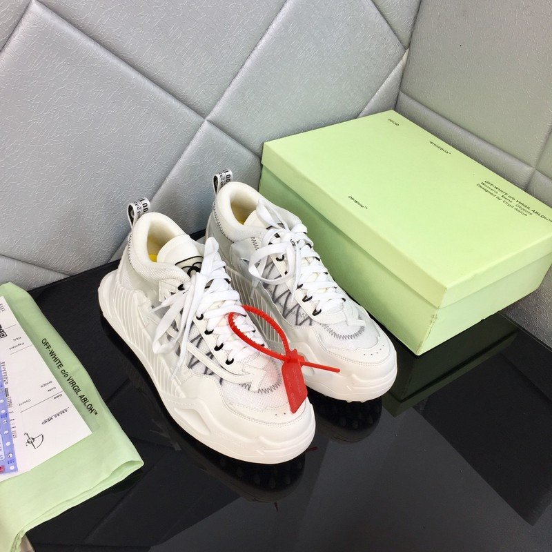 OW C/O ODSY-1000 SPORTS SHOES