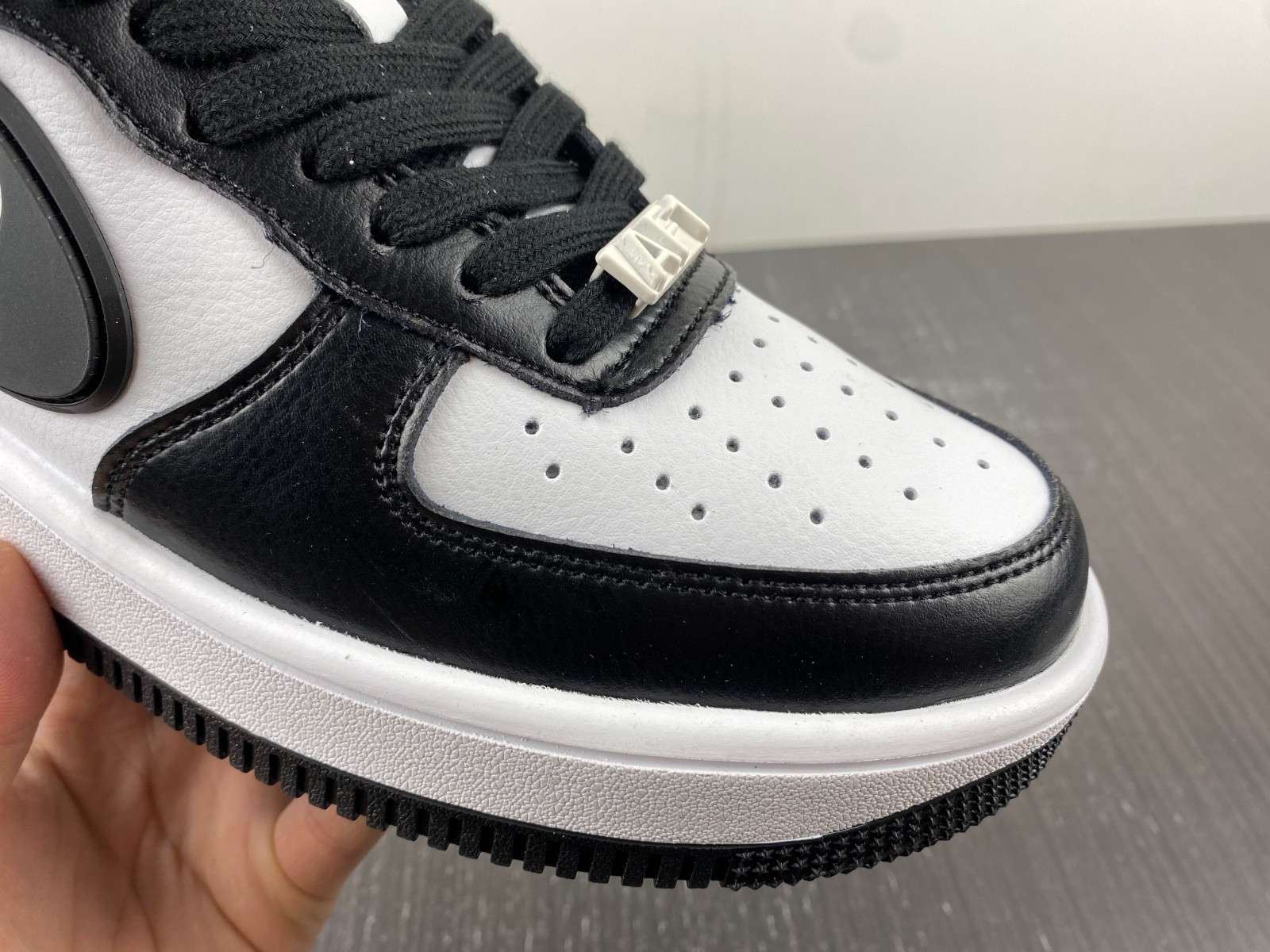 Nike x AMBUSH Air Force 1 Low Black / Phantom DV3464-007