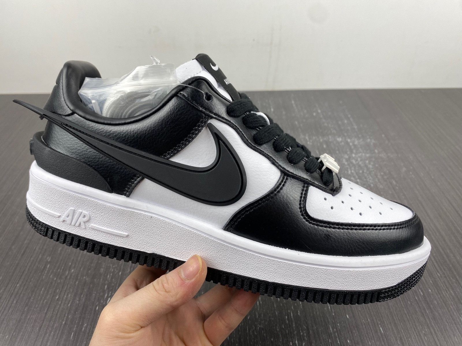 Nike x AMBUSH Air Force 1 Low Black / Phantom DV3464-007