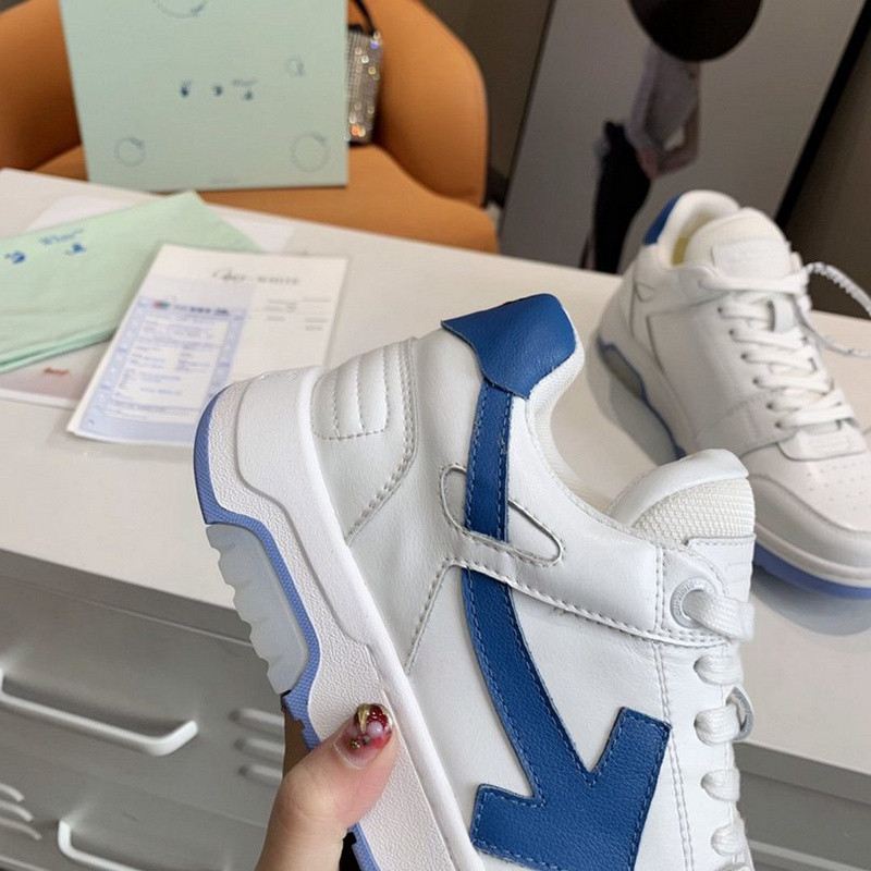 Off-White c/o Virgil Abloh