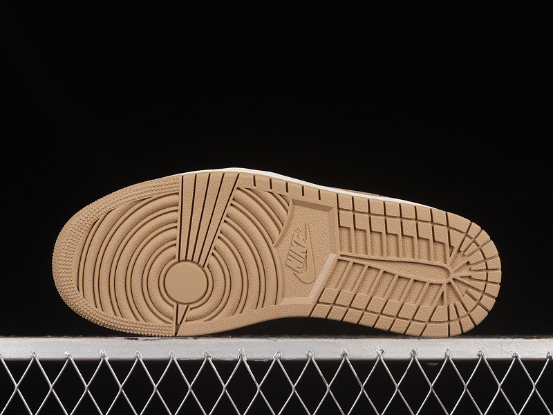 Jordan 1 Low Desert DC0774-201