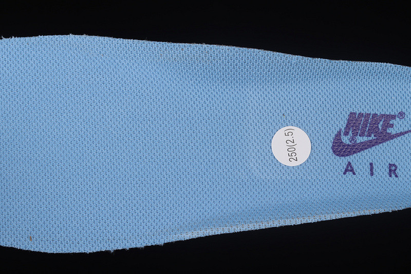 Nike Air Force 1 Low 