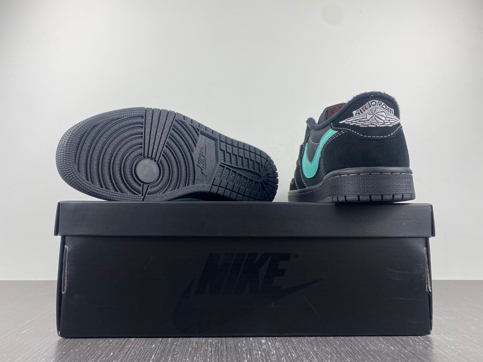 Travis Scott x Air Jordan 1 Low