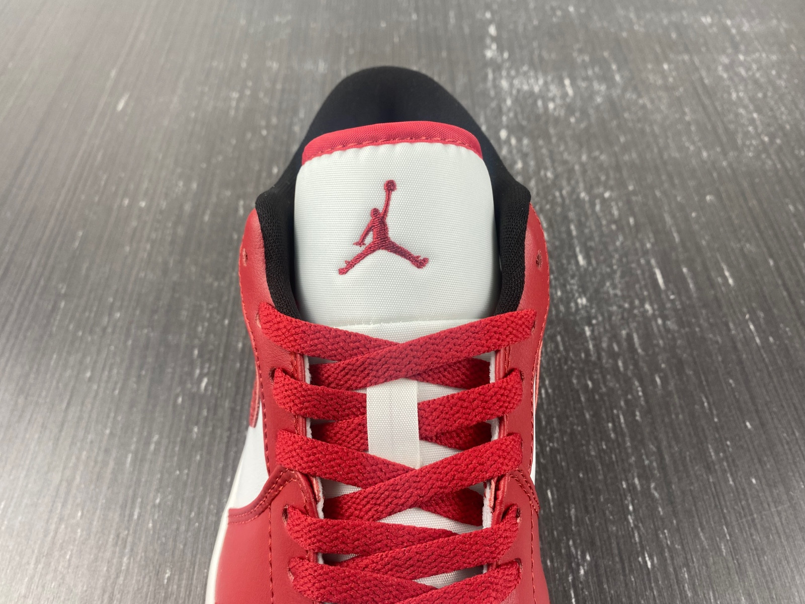 Jordan 1 Low Reverse Black Toe (W) - DC0774-160