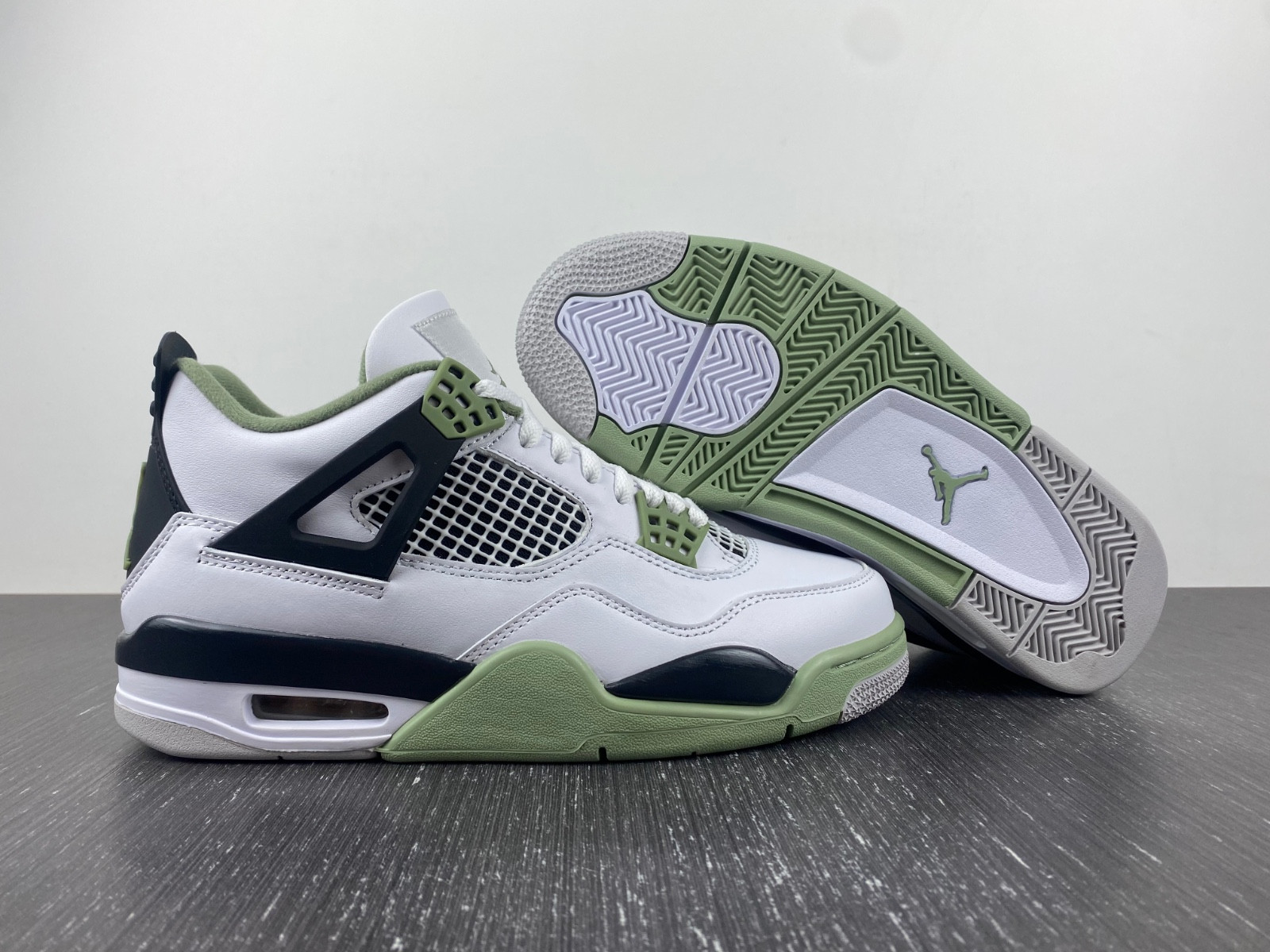 Air Jordan 4 “Seafoam” AQ9129-103