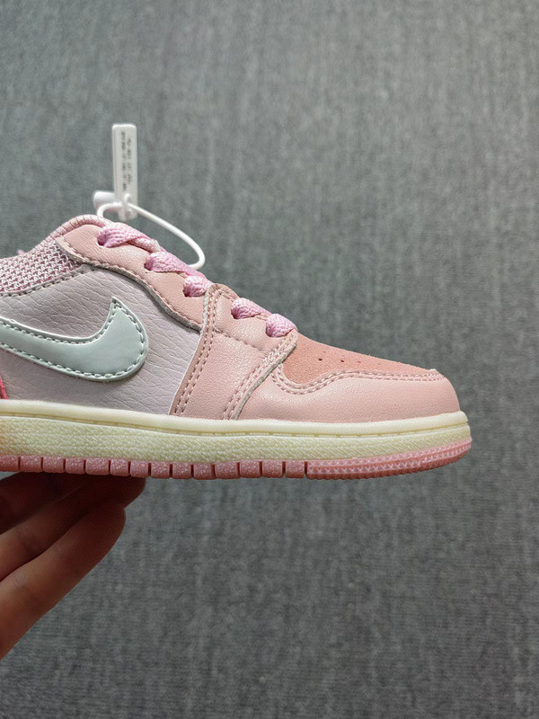 AIR JORDAN 1 KIDS SHOES