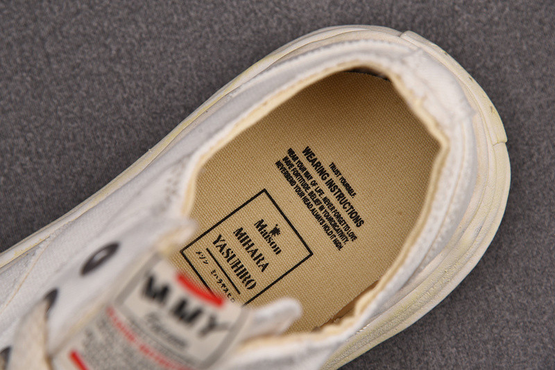 Ma*s*n mihara sneakers