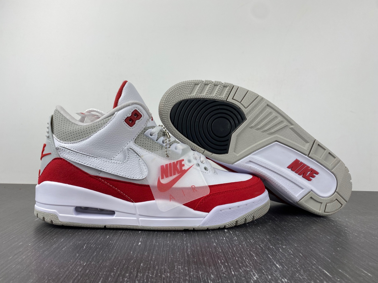 Jordan 3 Retro Tinker White University Red CJ0939-100