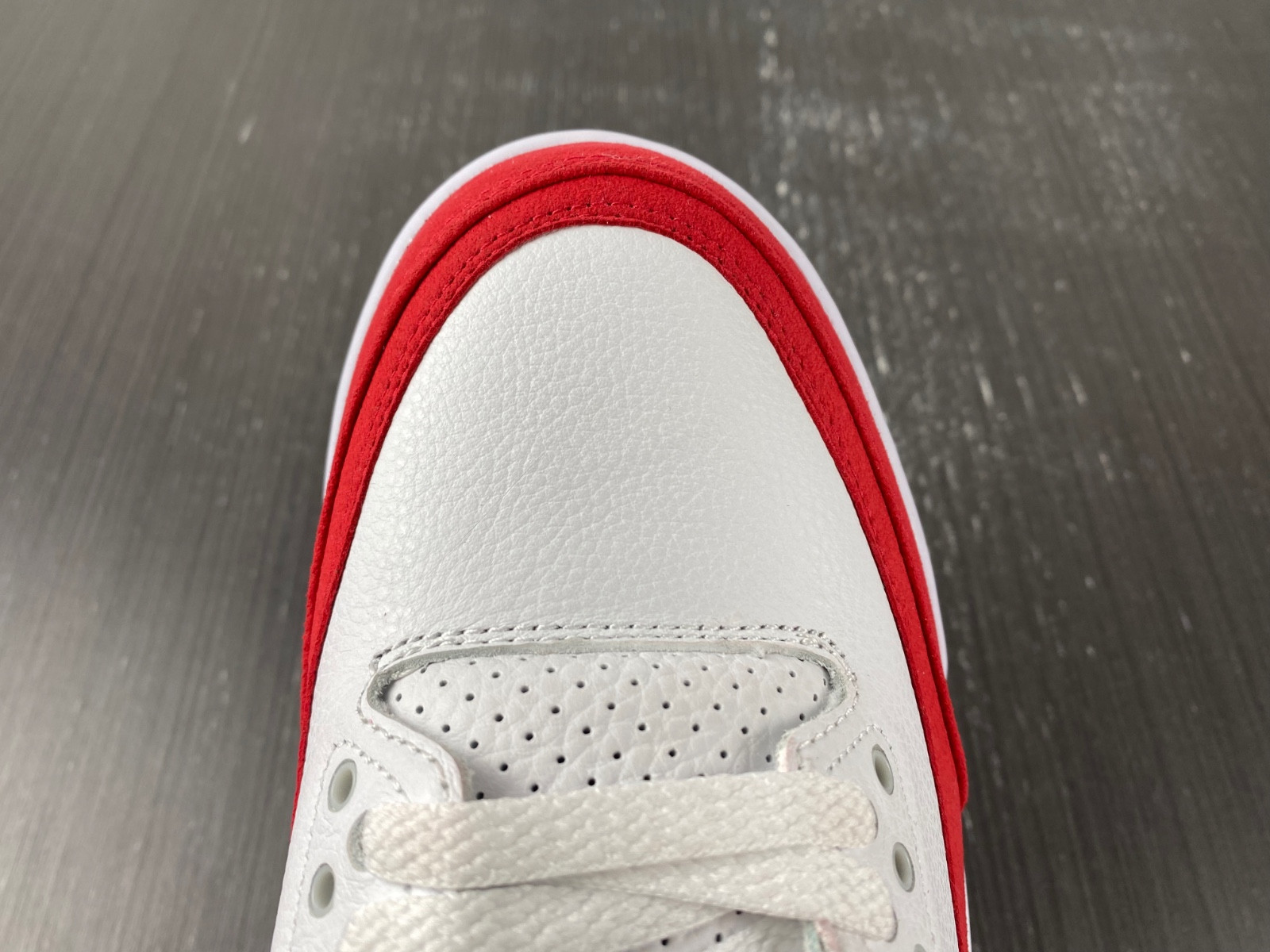 Jordan 3 Retro Tinker White University Red CJ0939-100