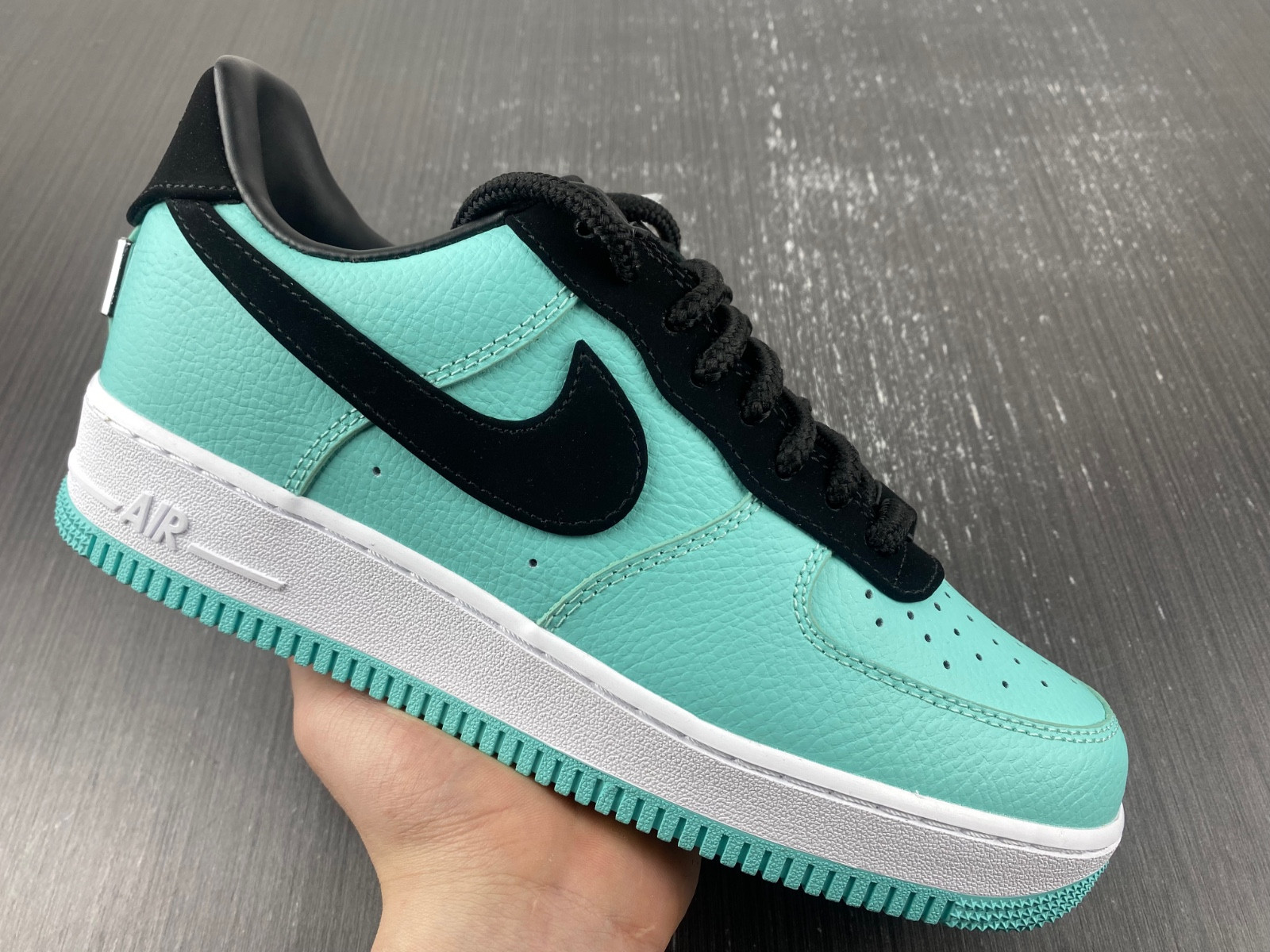 T*f*ny & co. x air force 1 low dz1382-002