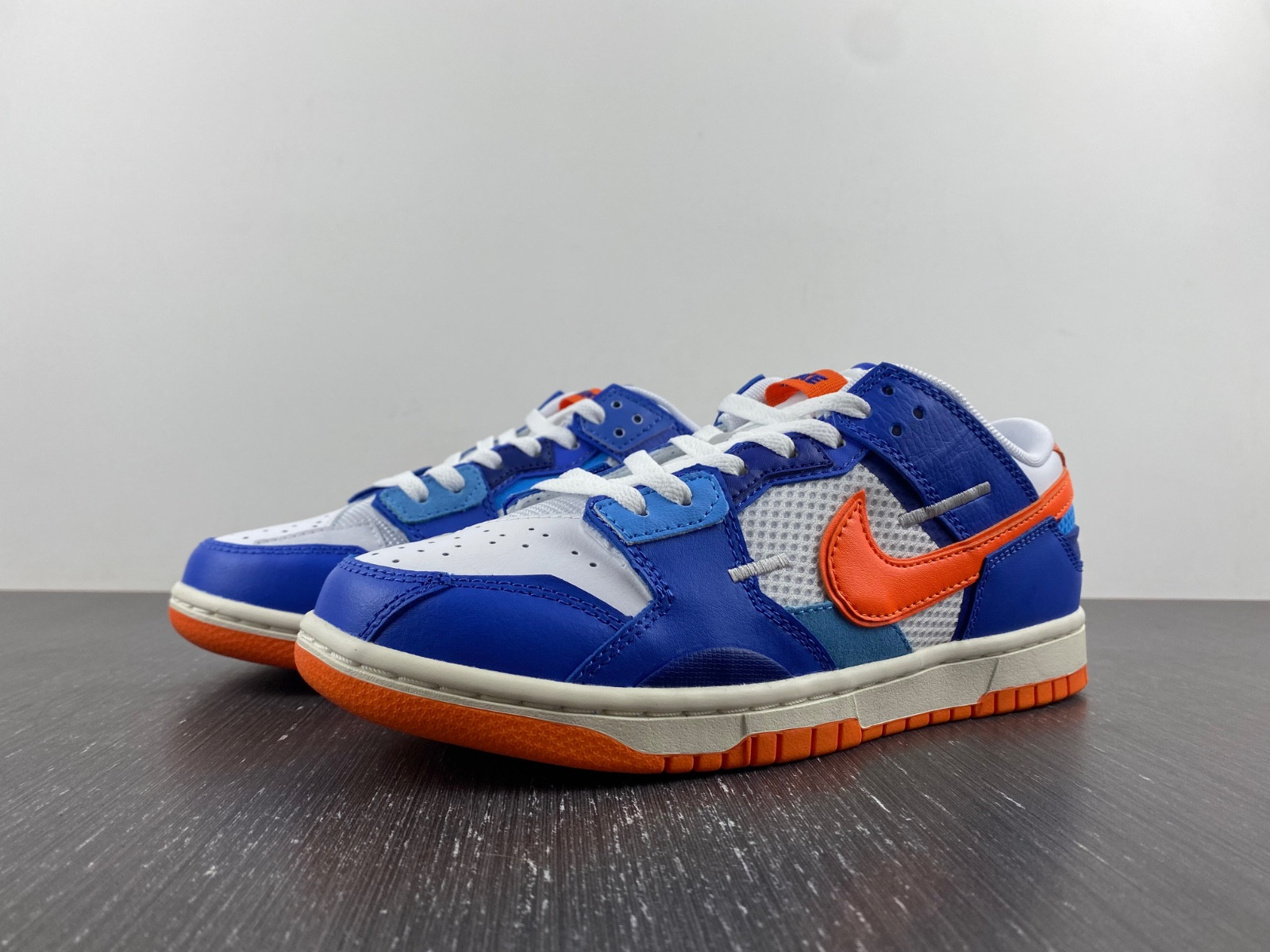 Nike Dunk Scrap “Knicks” DM0128-10J