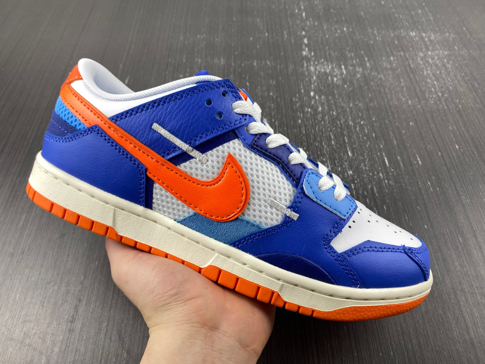 Nike Dunk Scrap “Knicks” DM0128-10J