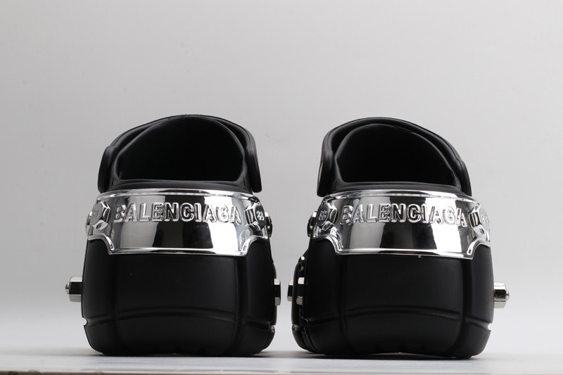 Ba*len*cia*ga slides