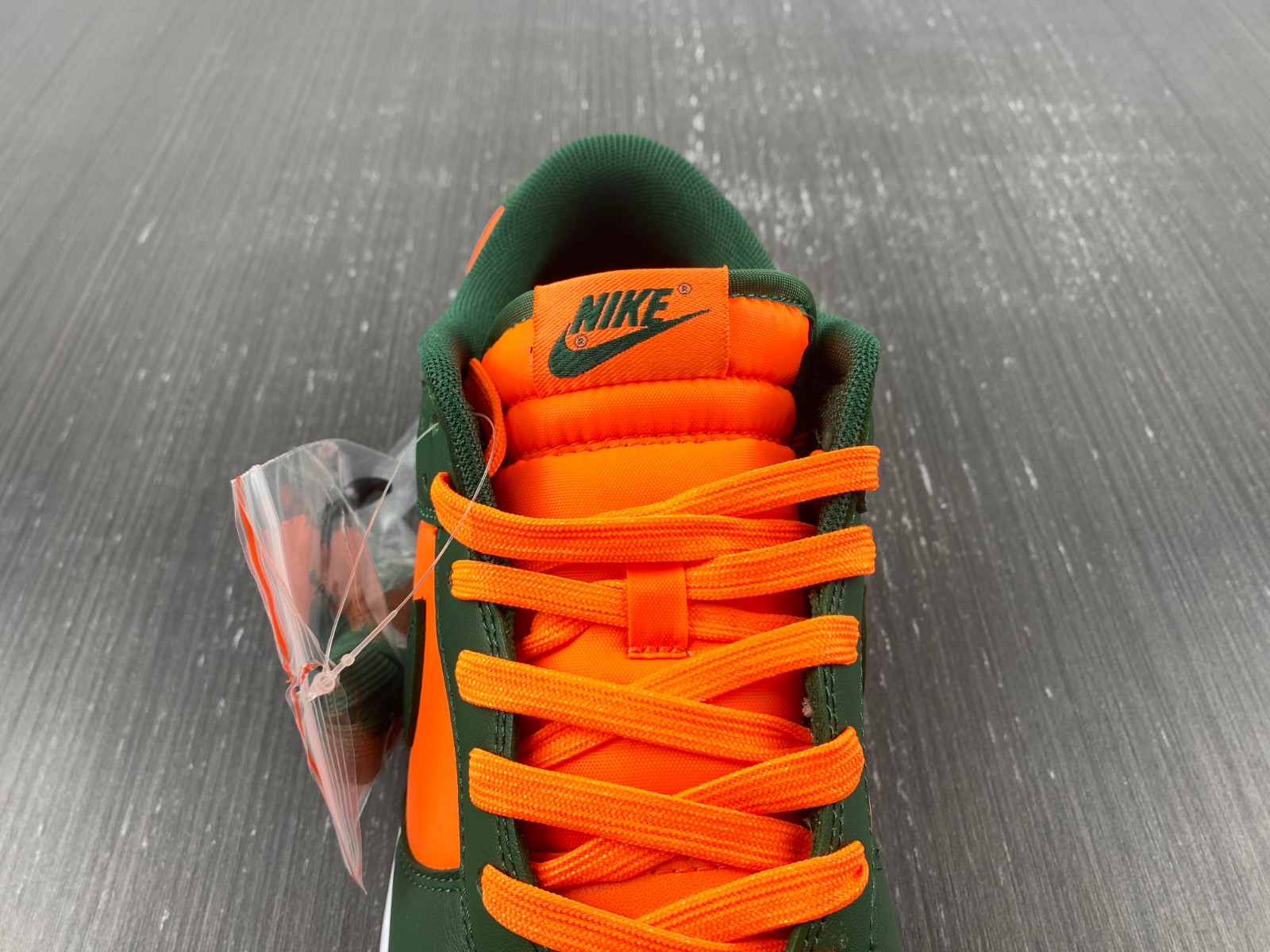 Nike Dunk Low Retro Miami Hurricanes - DD1391-300