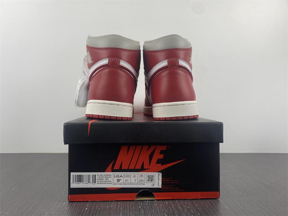 Jordan 1 High OG Newstalgia Chenille DJ4891-061