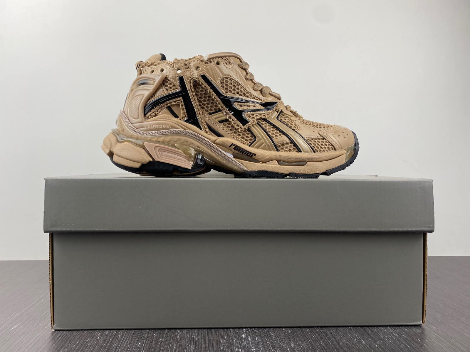 Ba*len*cia*ga runner 677402 w1rab 0125