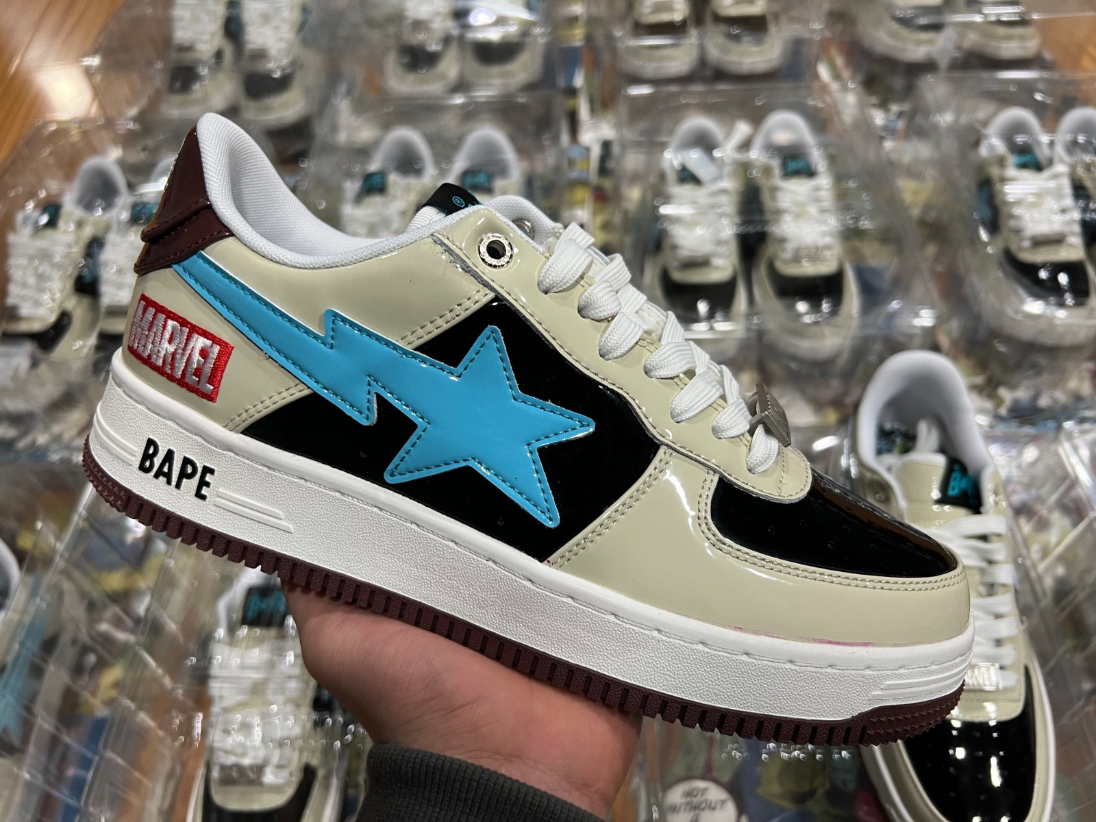 BAPE SNEAKERS