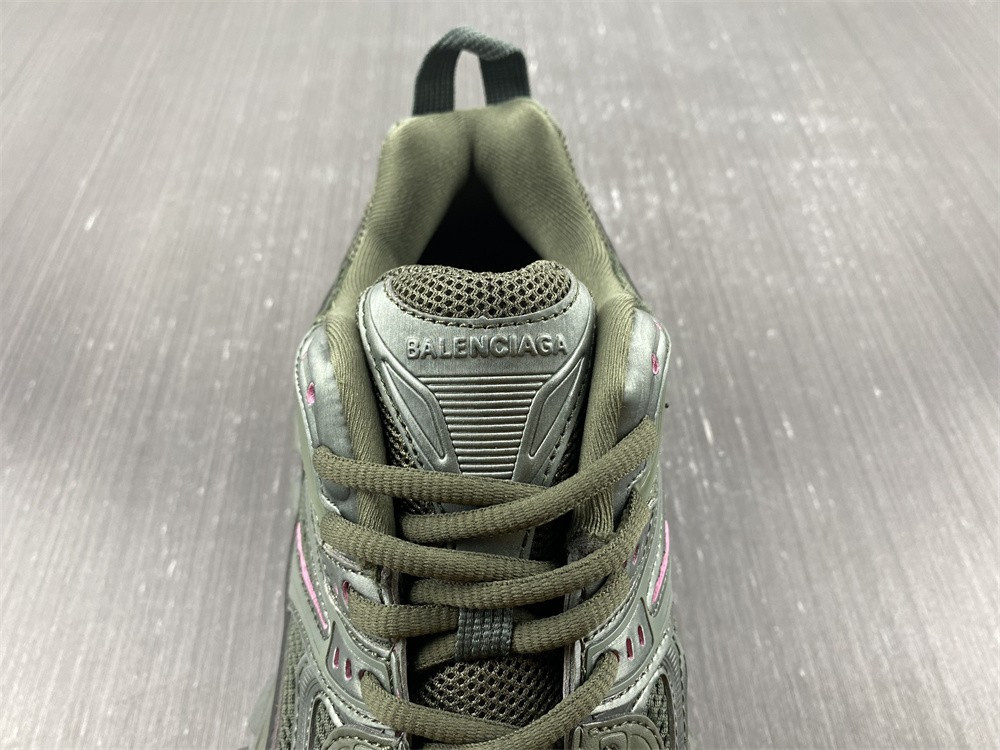 Ba*len*cia*ga bouncer chunky-sole sneakers