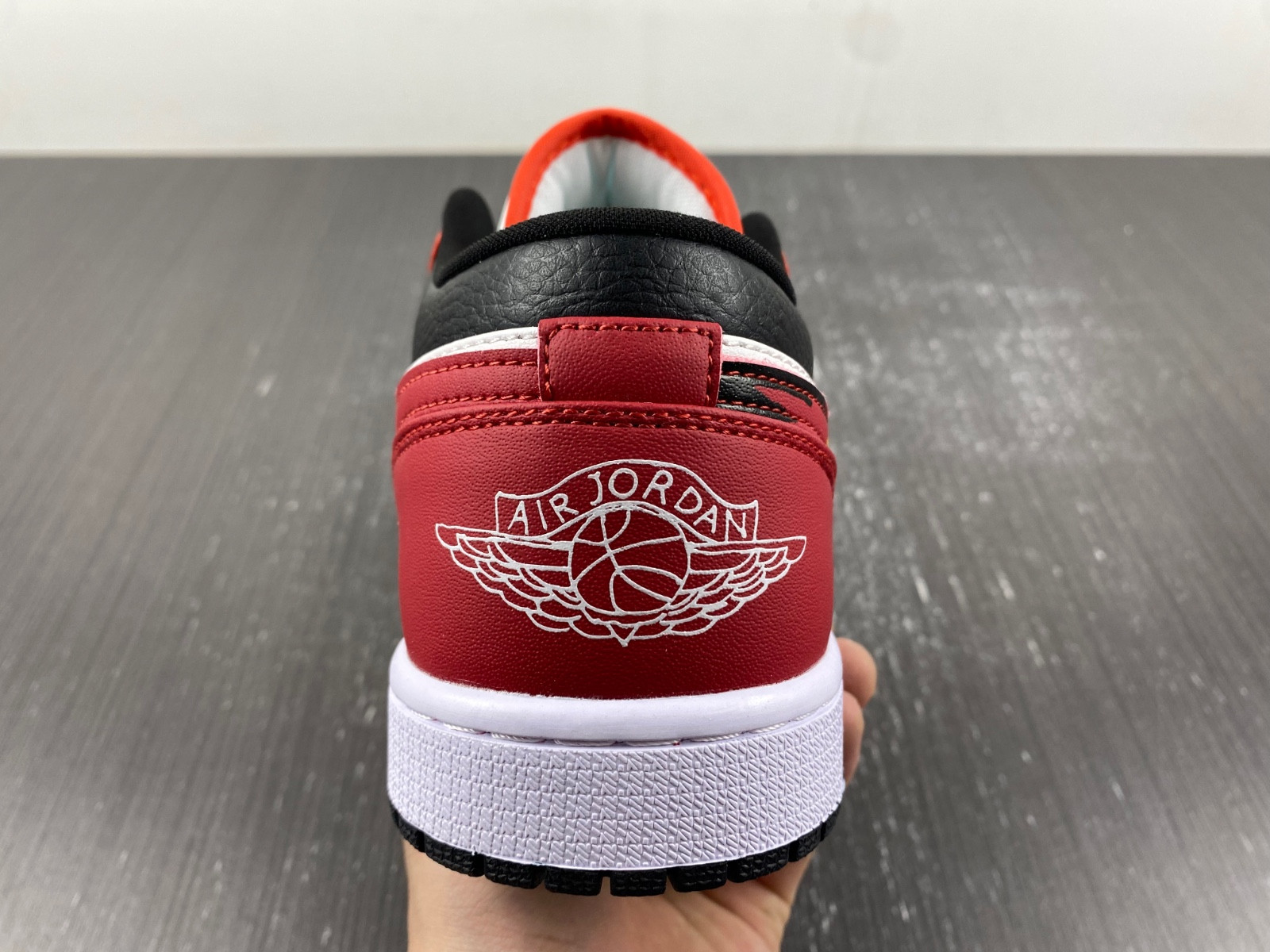 Jordan 1 Low SE Just Skate Gym Red FJ7222-101