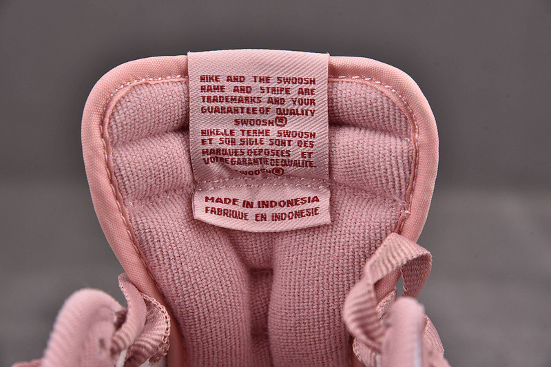 Nike Dunk Low Pink Velvet DO6485-600