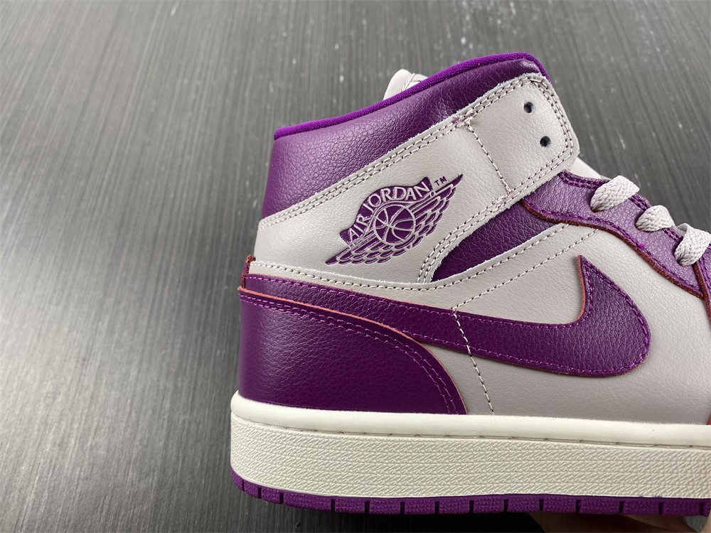Jordan 1 Mid Magenta (2022) (W) BQ6472-501