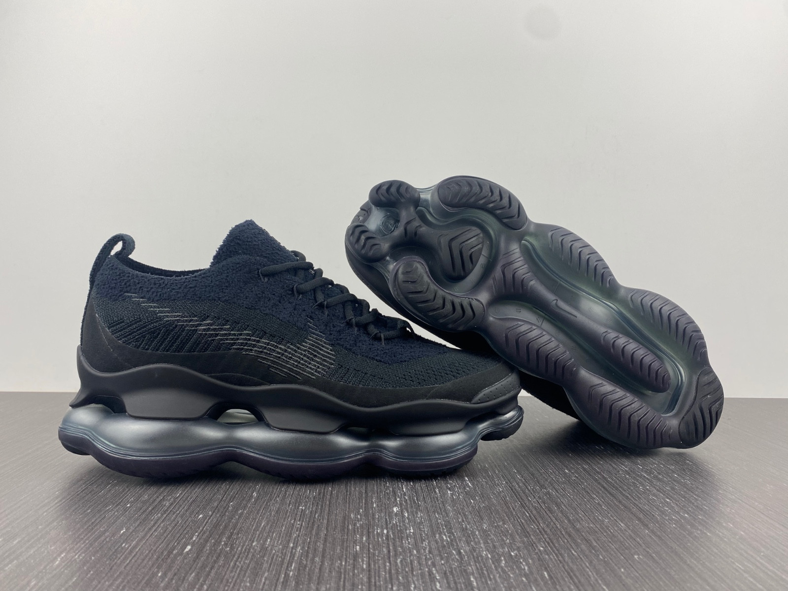 NIKE AIR MAX SCORPION “TRIPLE BLACK” DJ4702-002