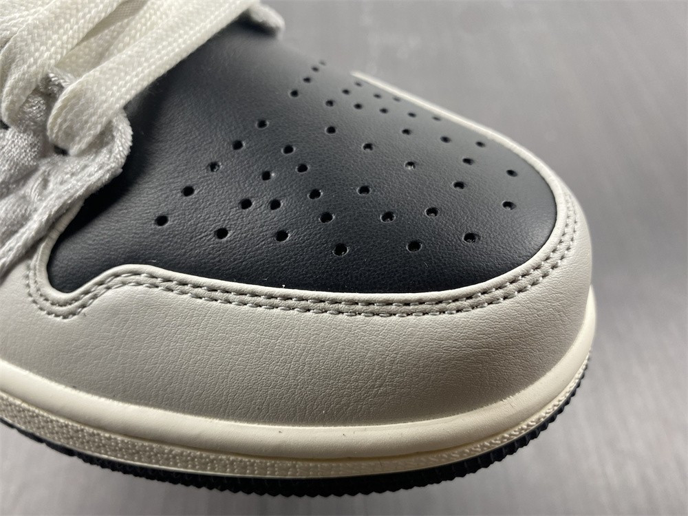 Air Jordan 1 Low Beaded DV1762-001