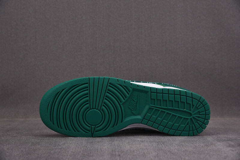 Nike Dunk Low Essential Paisley Pack Green (W) DH4401-102