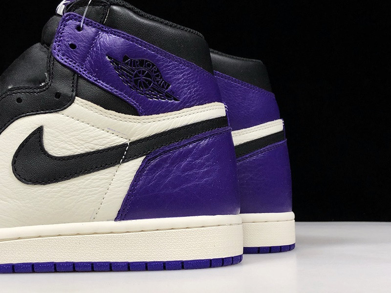 AIR JORDAN 1 RETRO HIGH OG COURT PURPLE 555088-501