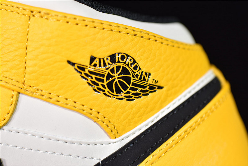 Air Jordan 1 Mid AJ1 852542-700
