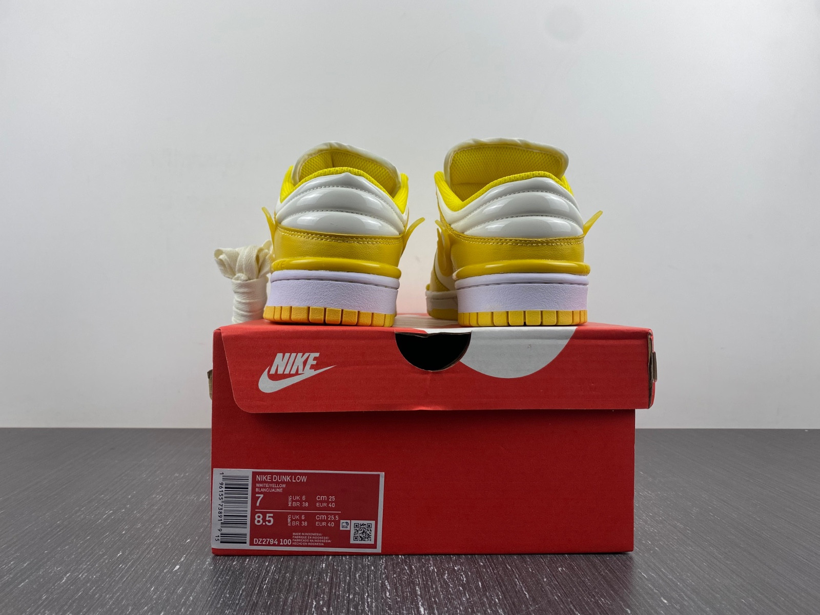 Nike Dunk Low Twist "Vivid Sulfur" DZ2794-100