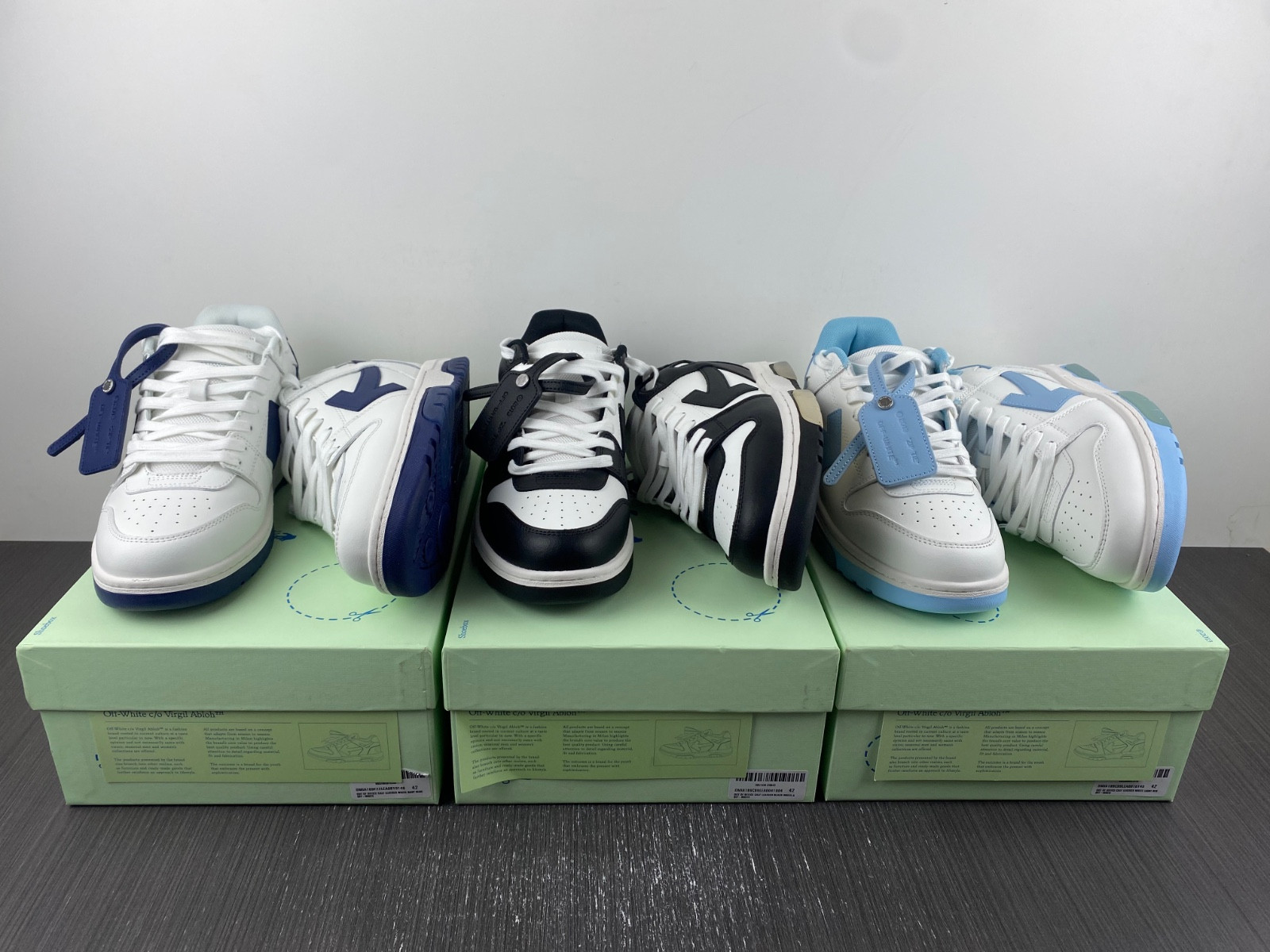 Off-White c/o Virgil Abloh