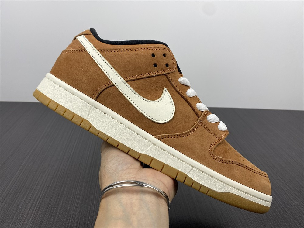 Nike SB Dunk Low Dark Russet DH1319-200