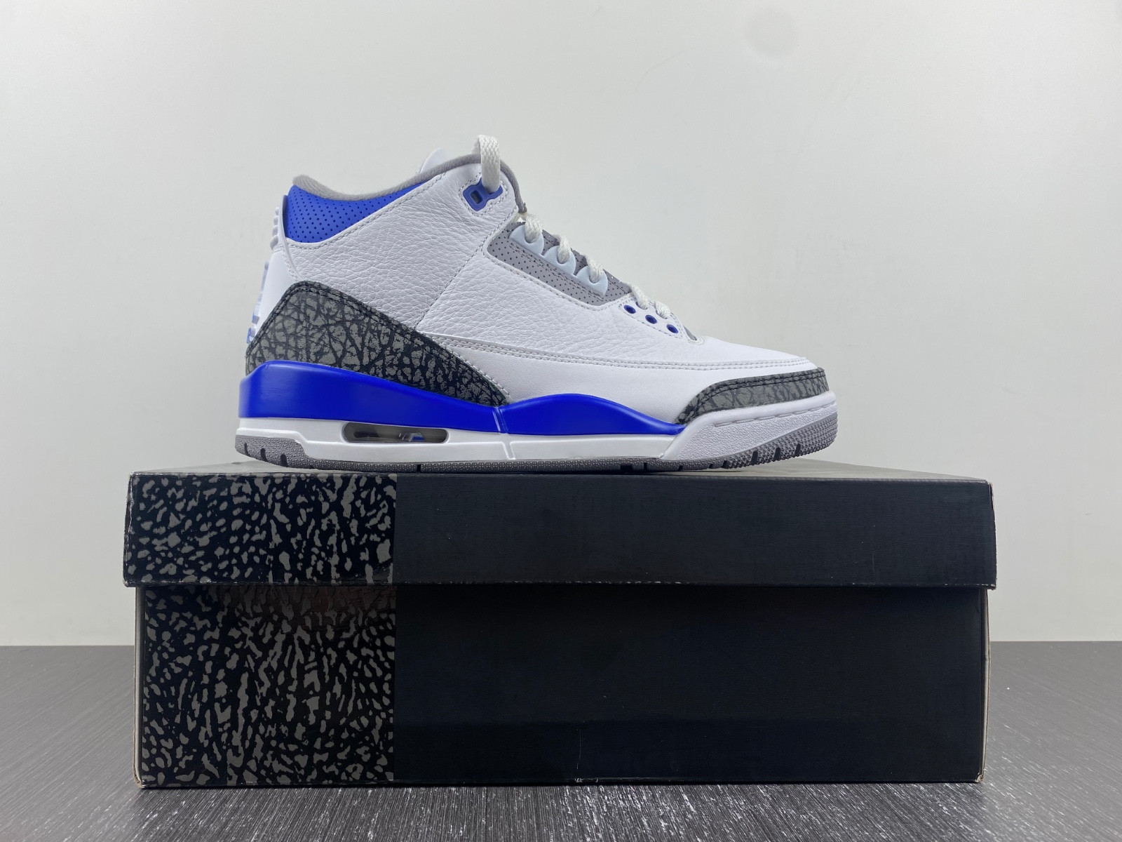 Air Jordan Retro 3 Racer Blue CT8532-145