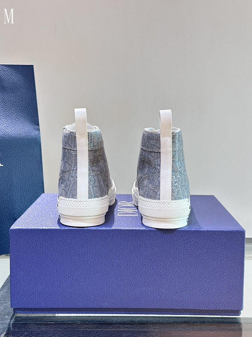 D B23 HIGH-TOP SNEAKERS